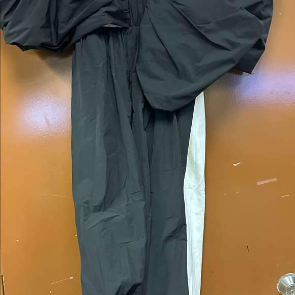 Marchesa Notte Cape Back Column Gown Dress Size 6 - Picture 9 of 14